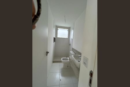 Casa à venda com 124m², 4 quartos e 2 vagas