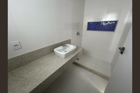 Casa à venda com 124m², 4 quartos e 2 vagas