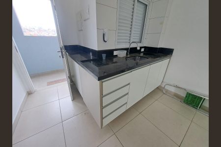 Cozinha de kitnet/studio para alugar com 2 quartos, 55m² em Novo Osasco, Osasco