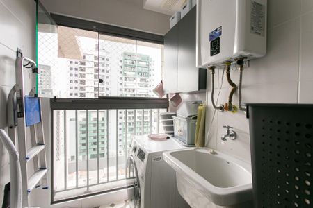 Apartamento à venda com 65m², 2 quartos e 1 vagaÁrea de Serviço