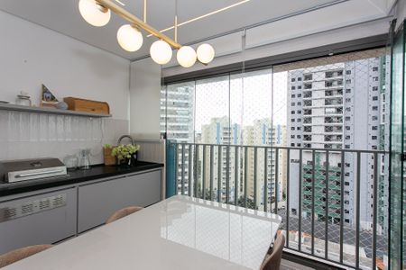 Varanda gourmet de apartamento à venda com 2 quartos, 65m² em Chácara Seis de Outubro, São Paulo