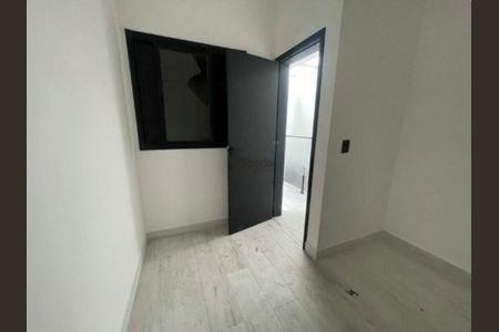 Casa à venda com 3 quartos, 185m² em Vila Carrão, São Paulo