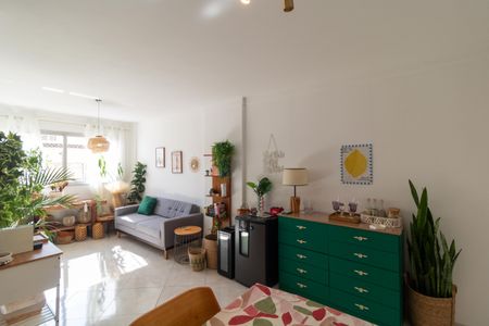 Apartamento para alugar com 83m², 3 quartos e 1 vaga Apartamento para alugar com 83m², 3 quartos e 1 vagaSalas