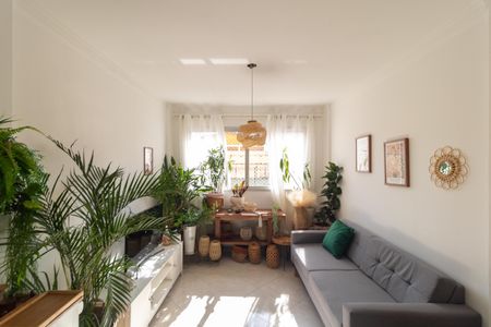 Apartamento para alugar com 83m², 3 quartos e 1 vaga Apartamento para alugar com 83m², 3 quartos e 1 vagaSalas