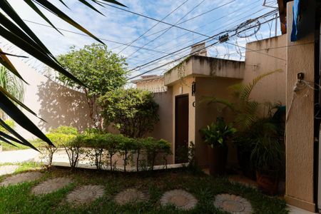 Casa para alugar com 160m², 2 quartos e 2 vagas Casa para alugar com 160m², 2 quartos e 2 vagasJardim/Entrada