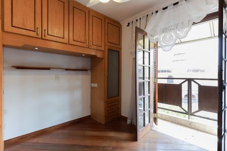 Casa para alugar com 160m², 2 quartos e 2 vagas Casa para alugar com 160m², 2 quartos e 2 vagasSuíte