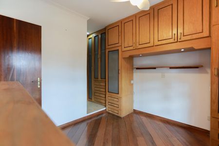 Casa para alugar com 160m², 2 quartos e 2 vagas Casa para alugar com 160m², 2 quartos e 2 vagasSuíte