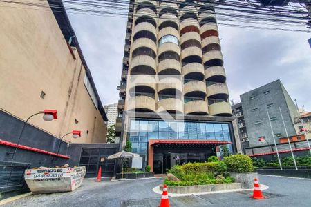 Apartamento para alugar com 34m², 1 quarto e 1 vagaFachada