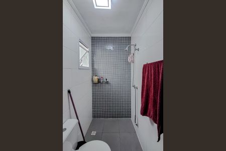 Casa para alugar com 200m², 3 quartos e 5 vagasBanheiro da Suíte 1