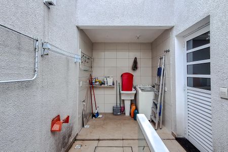 Casa para alugar com 200m², 3 quartos e 5 vagasÁrea de Serviço