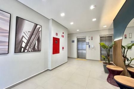 Apartamento para alugar com 26m², 1 quarto e sem vaga Apartamento para alugar com 26m², 1 quarto e sem vagaHall social