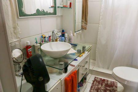 Apartamento à venda com 80m², 2 quartos e 1 vagaBanheiro Social