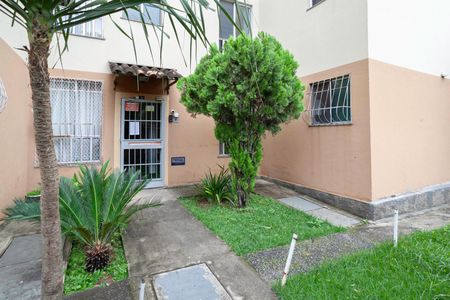 Apartamento para alugar com 45m², 2 quartos e 1 vaga Apartamento para alugar com 45m², 2 quartos e 1 vagaEntrada