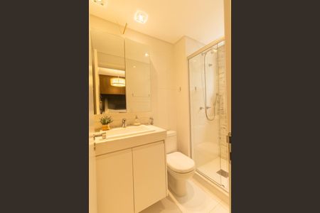 Apartamento para alugar com 164m², 3 quartos e 3 vagas Apartamento para alugar com 164m², 3 quartos e 3 vagasBanheiro da Suite 1