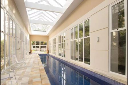 Apartamento para alugar com 164m², 3 quartos e 3 vagas Apartamento para alugar com 164m², 3 quartos e 3 vagasÁrea comum - Academia