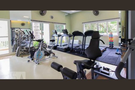 Apartamento para alugar com 164m², 3 quartos e 3 vagas Apartamento para alugar com 164m², 3 quartos e 3 vagasÁrea comum - Academia