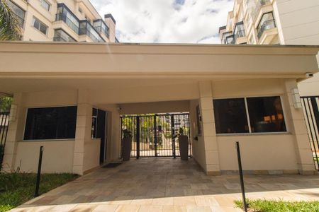 Apartamento para alugar com 164m², 3 quartos e 3 vagas Apartamento para alugar com 164m², 3 quartos e 3 vagasFachada