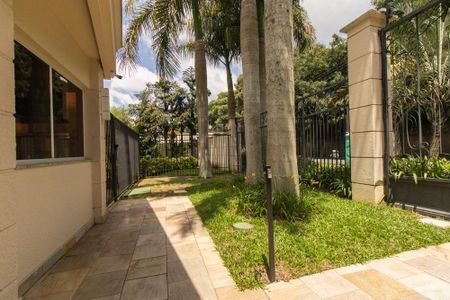 Apartamento para alugar com 164m², 3 quartos e 3 vagas Apartamento para alugar com 164m², 3 quartos e 3 vagasÁrea externa