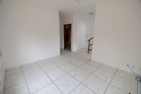 Casa para alugar com 279m², 7 quartos e 6 vagasSala