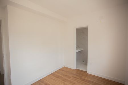 Apartamento à venda com 136m², 3 quartos e 2 vagasSUÍTE 2