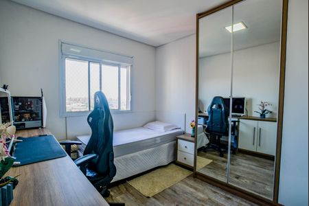 Apartamento à venda com 97m², 3 quartos e 2 vagas Apartamento à venda com 97m², 3 quartos e 2 vagasQuarto 2