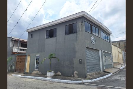 Casa à venda com 211m², 7 quartos e 3 vagasFachada