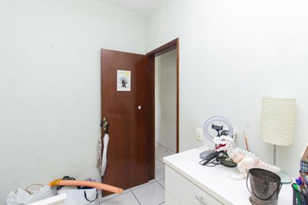 Casa à venda com 211m², 7 quartos e 3 vagasQuarto 2