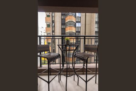 Apartamento à venda com 35m², 1 quarto e sem vaga Apartamento à venda com 35m², 1 quarto e sem vagaVaranda