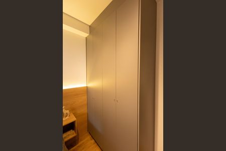 Quarto de apartamento à venda com 1 quarto, 35m² em Campo Belo, São Paulo