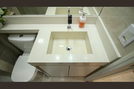 Apartamento à venda com 70m², 3 quartos e 1 vaga Apartamento à venda com 70m², 3 quartos e 1 vagaBanheiro