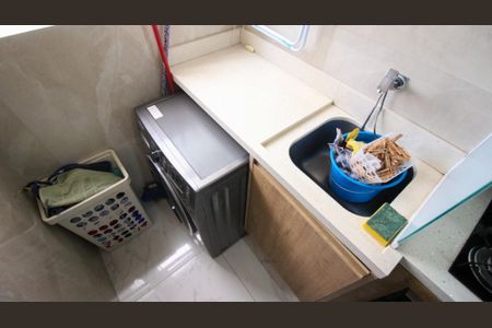 Apartamento à venda com 70m², 3 quartos e 1 vaga Apartamento à venda com 70m², 3 quartos e 1 vagaCozinha e Área de Serviço