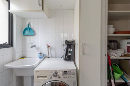 Apartamento à venda com 82m², 1 quarto e 2 vagas Apartamento à venda com 82m², 1 quarto e 2 vagasÁrea de Serviço