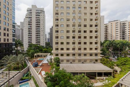 Apartamento à venda com 82m², 1 quarto e 2 vagas Apartamento à venda com 82m², 1 quarto e 2 vagasSacada da Suíte 1