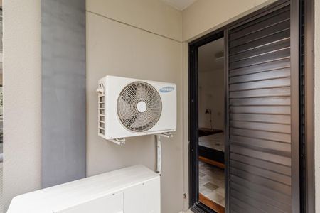 Apartamento à venda com 82m², 1 quarto e 2 vagas Apartamento à venda com 82m², 1 quarto e 2 vagasSacada da Suíte 1