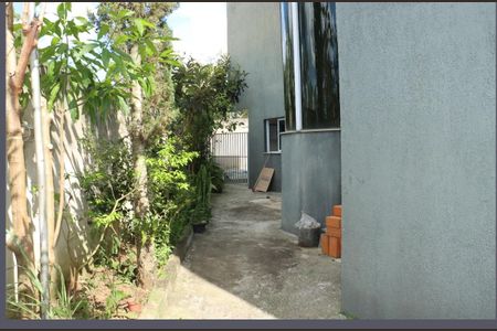 Casa de condomínio para alugar com 198m², 4 quartos e 2 vagasÁrea Externa