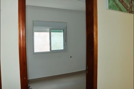 Casa de condomínio para alugar com 198m², 4 quartos e 2 vagasQuarto