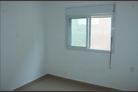 Casa de condomínio para alugar com 198m², 4 quartos e 2 vagasQuarto