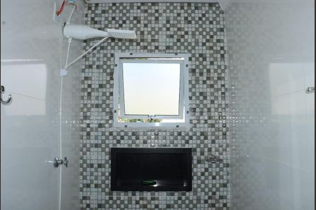 Casa de condomínio para alugar com 198m², 4 quartos e 2 vagasBanheiro