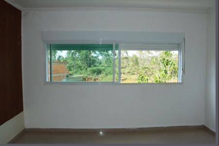 Casa de condomínio para alugar com 198m², 4 quartos e 2 vagasQuarto