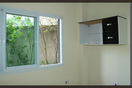 Casa de condomínio para alugar com 198m², 4 quartos e 2 vagasÁrea de Serviço