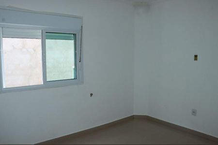 Casa de condomínio para alugar com 198m², 4 quartos e 2 vagasQuarto