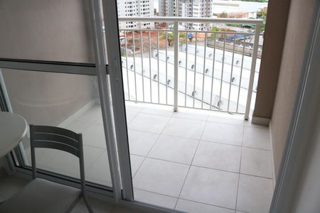 Sala de apartamento para alugar com 2 quartos, 34m² em Parque Industrial Tomas Edson, São Paulo