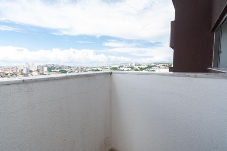 Apartamento à venda com 71m², 2 quartos e 1 vaga Apartamento à venda com 71m², 2 quartos e 1 vagaVaranda da Suíte