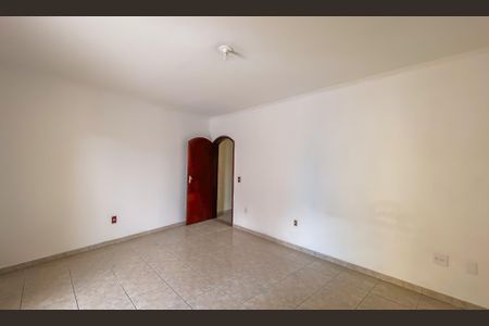 Casa para alugar com 240m², 3 quartos e 2 vagas