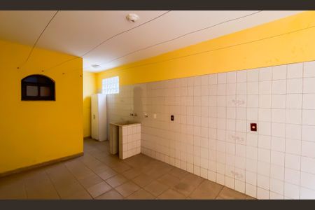 Casa para alugar com 240m², 3 quartos e 2 vagas