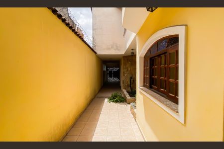 Casa para alugar com 240m², 3 quartos e 2 vagas