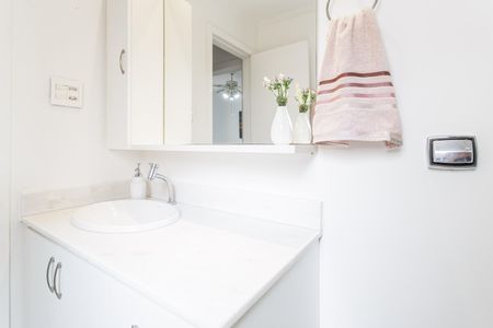 Apartamento para alugar com 74m², 2 quartos e 1 vagaBanheiro