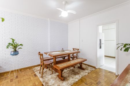 Apartamento para alugar com 74m², 2 quartos e 1 vagaSala