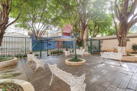 Apartamento para alugar com 74m², 2 quartos e 1 vagaÁrea comum