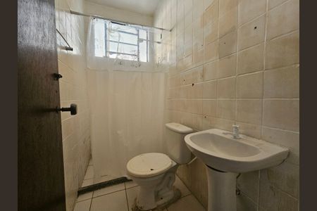 Banheiro de casa para alugar com 1 quarto, 40m² em Garcia, Salvador